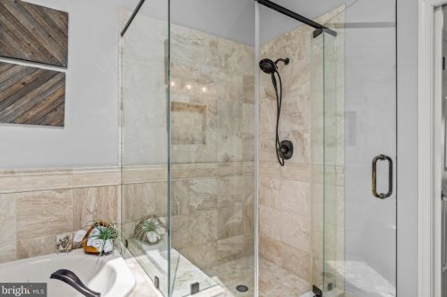 224 Shelly Dr, Collegeville PA  19426-2667 exterior