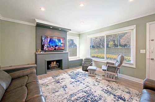 2000 Figwood Ln, Anaheim CA  92806-4605 exterior