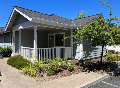 153 Highlands Ct, Grass Valley, CA 95945-5225