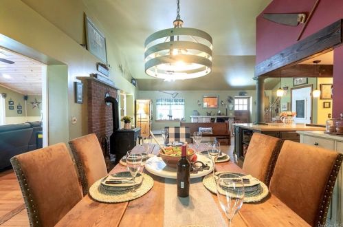 169 Lime Ridge Rd, Poughquag NY  12570-5449 exterior