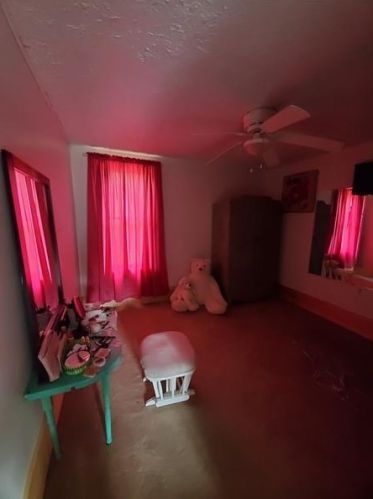 121 Narrows Rd, South Connellsville PA  15425-6145 exterior