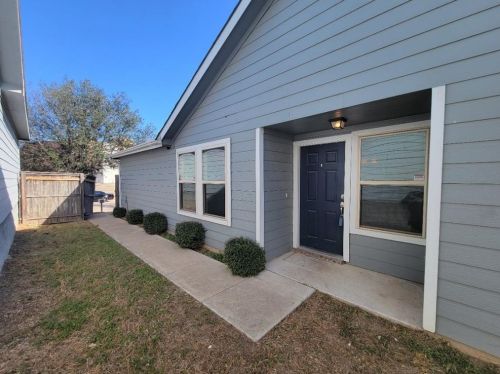 10749 Deauville Dr, Fort Worth, TX 76108-4629