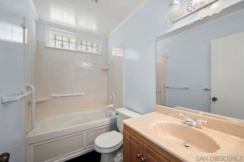 6675 Edmonton Ave, San Diego CA 92122-2518 exterior