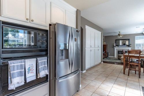 1940 Morning Glory Dr, Hollister CA  95023-7622 exterior