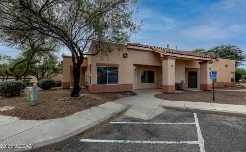 1555 Paseo La Tinaja, Green Valley, AZ 85614-3984