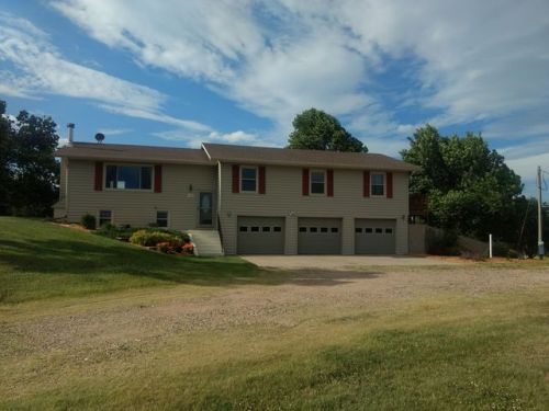 3315 70th St, Kearney, NE 68845-0376