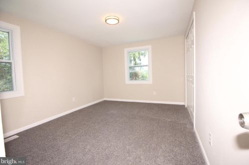 42 Temple Ln, Willingboro NJ  08046-3706 exterior