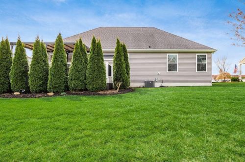5944 Blue Star Dr, Darbydale OH  43123 exterior
