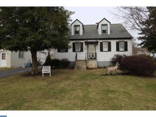 818 Bridge St, Yardley, PA 19067-2343