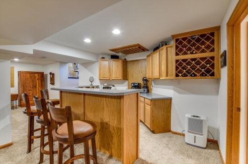 1432 Country Club Ln, Watertown WI  53098-4345 exterior