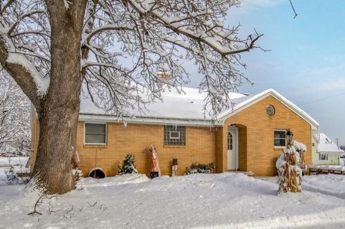 257 Mckinley Ave, Brackett WI  54742-9637 exterior