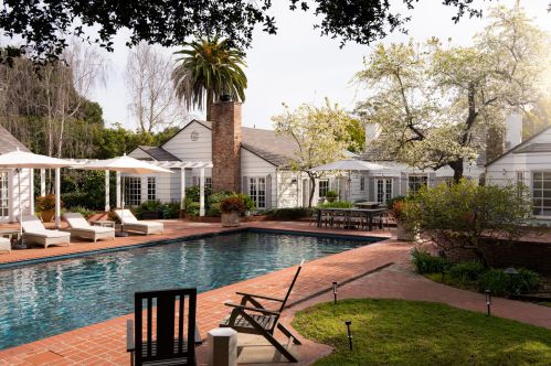 1564 Ramona Ln, Santa Barbara CA  93108-2634 exterior