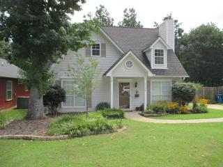 2724 Braelinn Pkwy, Helena, AL 35080-3748