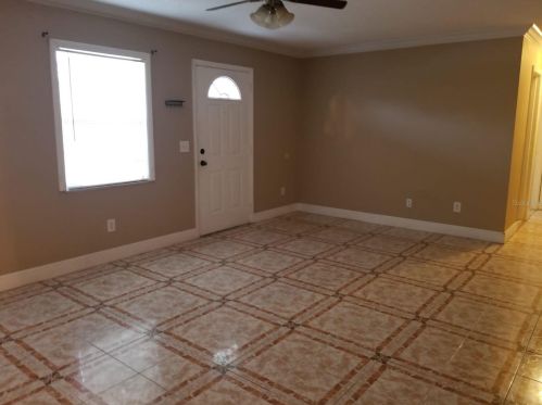 613 Royal Palm Dr, Kissimmee, FL 34743-9460