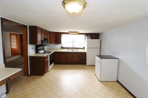 1119 Wills Ave, New Kensington PA  15068-3830 exterior