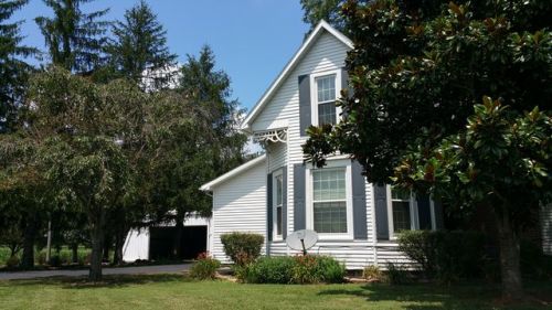 1612 Rockport Rd, Boonville, IN 47601-9708