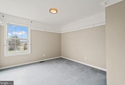 2 Ethan Ter, Swedesboro NJ  08085-4035 exterior