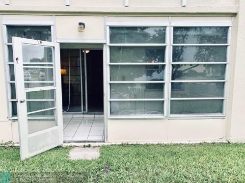 151 134th Way, Hollywood FL  33027-1686 exterior