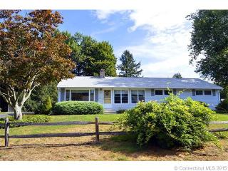 480 Juniper Ln, Cheshire, CT 06410-2226