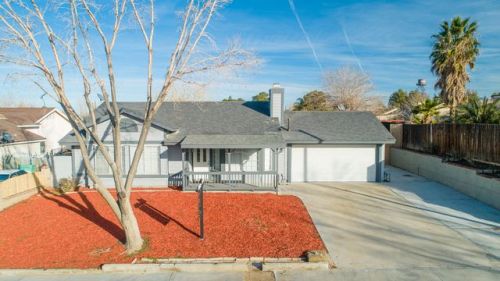 35318 Alberta Pl, Juniper Hills, CA 93543-3003