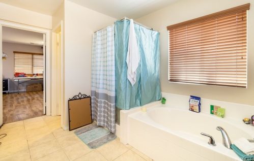 19515 Palomar St, Lake Elsinore CA  92530-6393 exterior