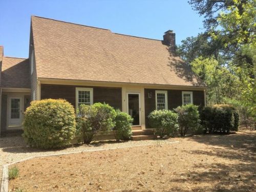 5 High Tide Pl, Eastham, MA 02642-3138