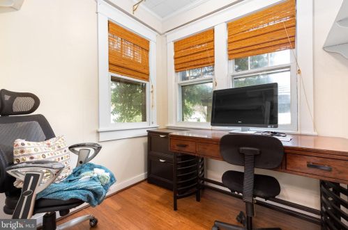 110 Madison Ave, Fredericksburg VA  22405-2527 exterior