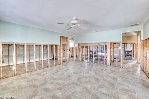411 Lake Murex Blvd, Sanibel FL  33957-5536 exterior