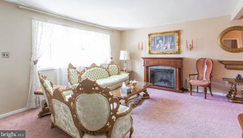 913 Catherine Ave, Woodlyn PA  19094-1002 exterior