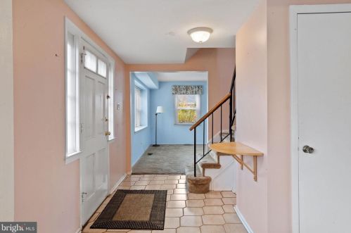 16 Turner Ln, Willingboro NJ  08046-3622 exterior