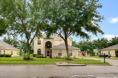 2453 Haskill Hill Rd, Apopka, FL 32712-6483