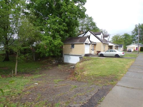 7200 Bernard Ave, Cincinnati, OH 45231-5514