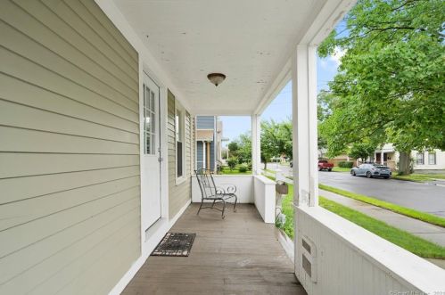 48 East St, Wallingford CT  06492-4006 exterior