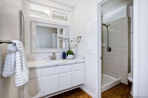 11271 Zapata Ave, San Diego CA 92126-1722 exterior