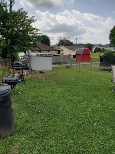 1137 Gibson Ave, South Connellsville PA  15425-4905 exterior