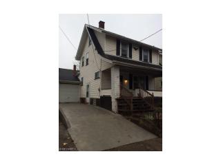 1220 Cottage Pl, Canton, OH 44703-1155