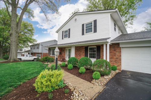 5904 Bayberry Dr, Cincinnati, OH 45242-8022