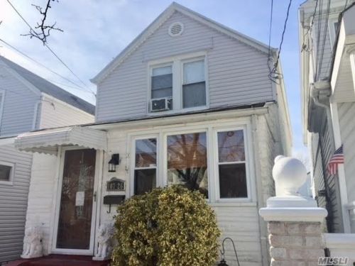 10726 90th St, Jamaica, NY 11417-1426