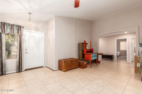 15935 Central St, Sun City, AZ 85374-5834