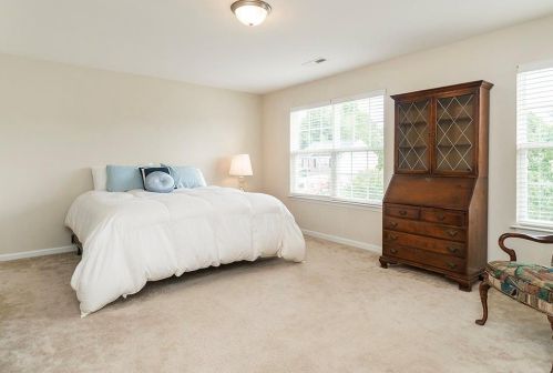 107 Vw Dr, Burlington NC  27215-4694 exterior