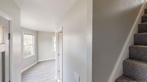 20 Ashworth St, Manchester CT  06040-5515 exterior