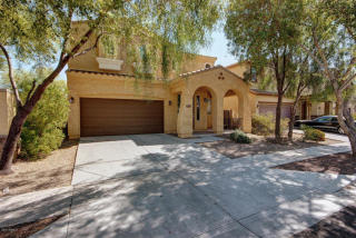 1481 Ponderosa Dr, Gilbert, AZ 85296-7383