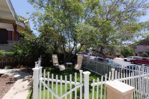 2422 J St, San Diego CA  92102-2925 exterior