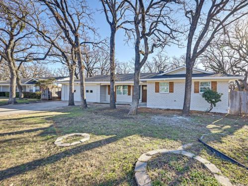 6417 Yorkshire Dr, Fort Worth, TX 76119-7334