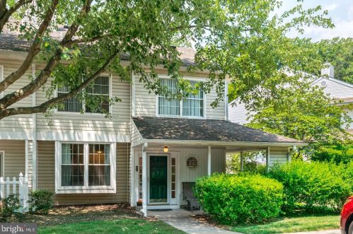 73 Bayberry Ct, Glen Mills, PA 19342-2002