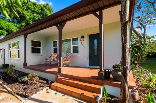 211 Broadview Dr, Cocoa, FL 32922-6909