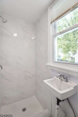 22 Tremont Ave, East Orange NJ  07018-2340 exterior