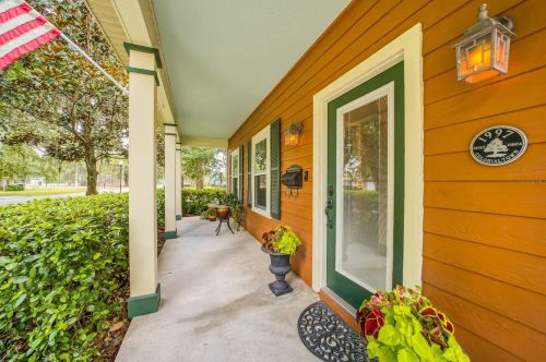 1300 Ferncreek Ave, Orlando, FL 32803-2632