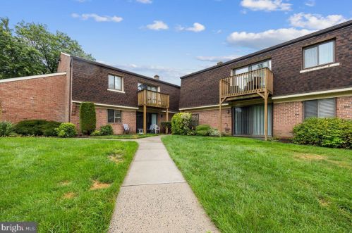 423 Lawrenceville Rd, Trenton, NJ 08648-4229