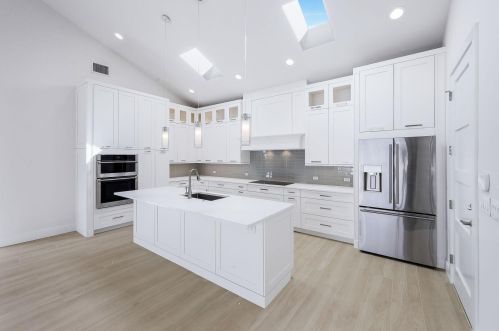 2100 Curtis St, Naples, FL 34112-0604